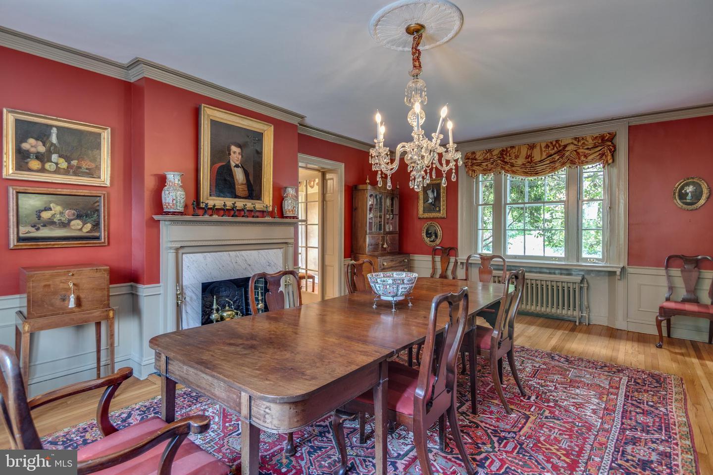206 N VIEW TER, ALEXANDRIA, Virginia 22301, 4 Bedrooms Bedrooms, ,3 BathroomsBathrooms,Residential,For sale,206 N VIEW TER,VAAX2047250 MLS # VAAX2047250