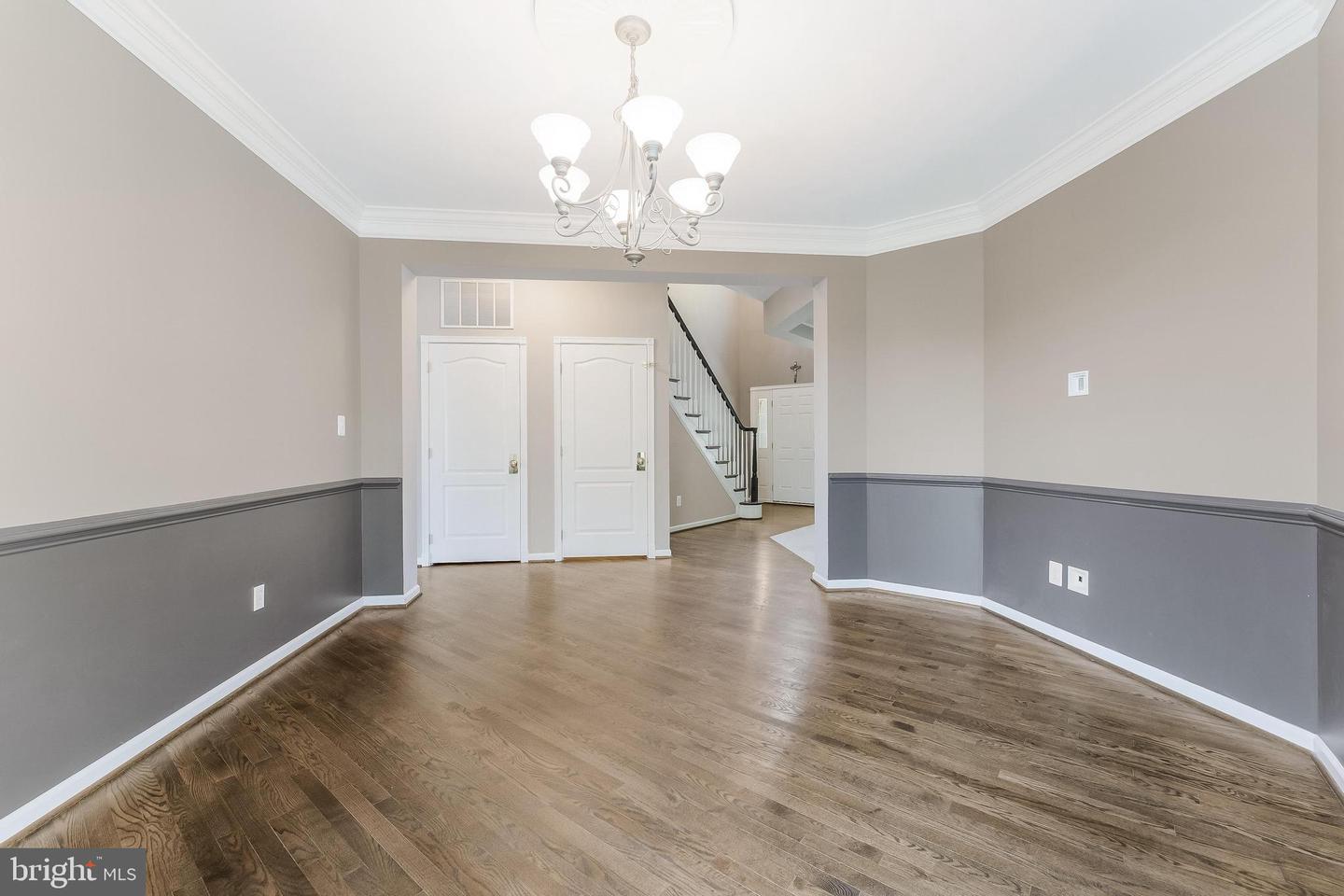 20152 BOXWOOD PL, ASHBURN, Virginia 20147, 4 Bedrooms Bedrooms, ,3 BathroomsBathrooms,Residential,For sale,20152 BOXWOOD PL,VALO2101372 MLS # VALO2101372