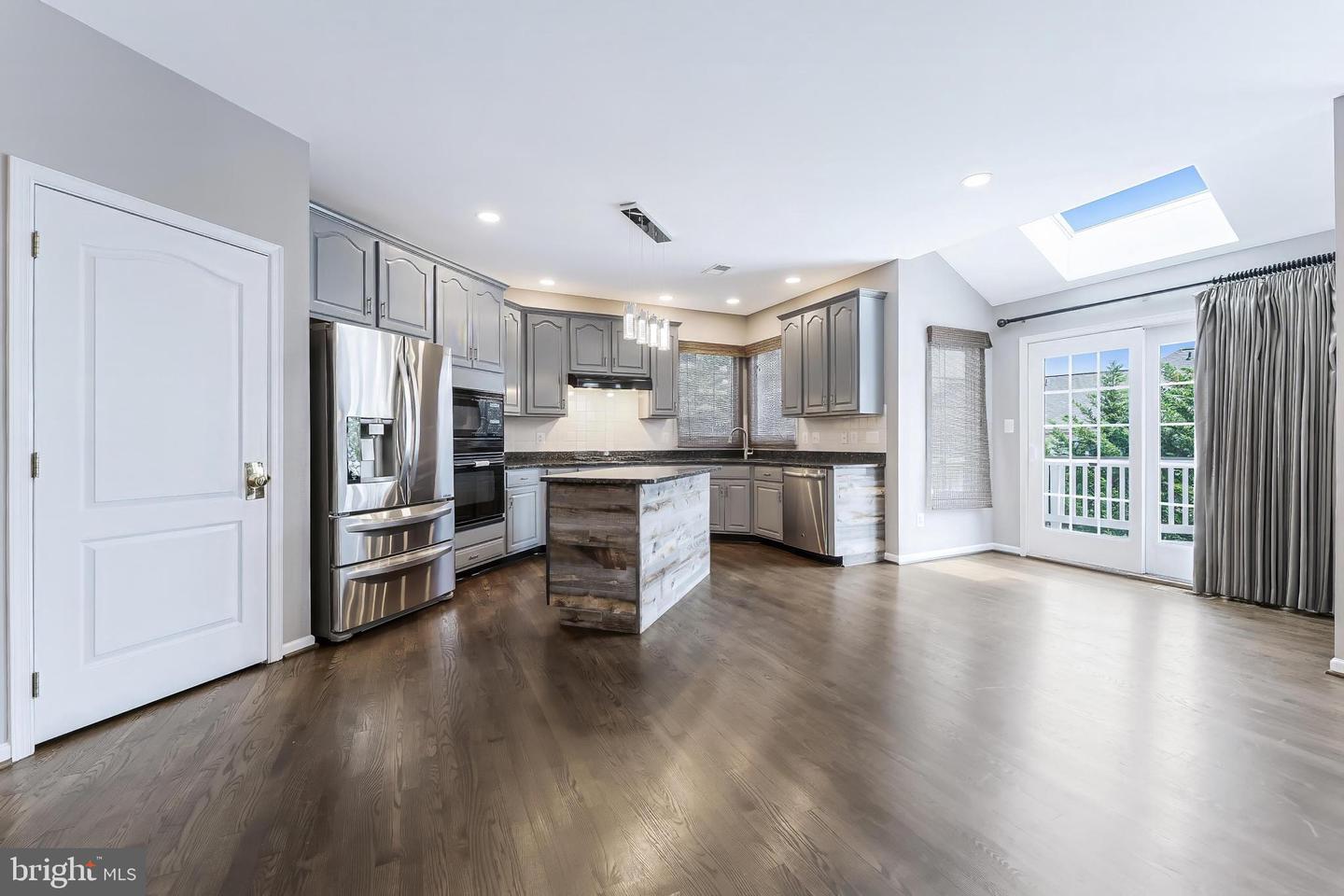 20152 BOXWOOD PL, ASHBURN, Virginia 20147, 4 Bedrooms Bedrooms, ,3 BathroomsBathrooms,Residential,For sale,20152 BOXWOOD PL,VALO2101372 MLS # VALO2101372