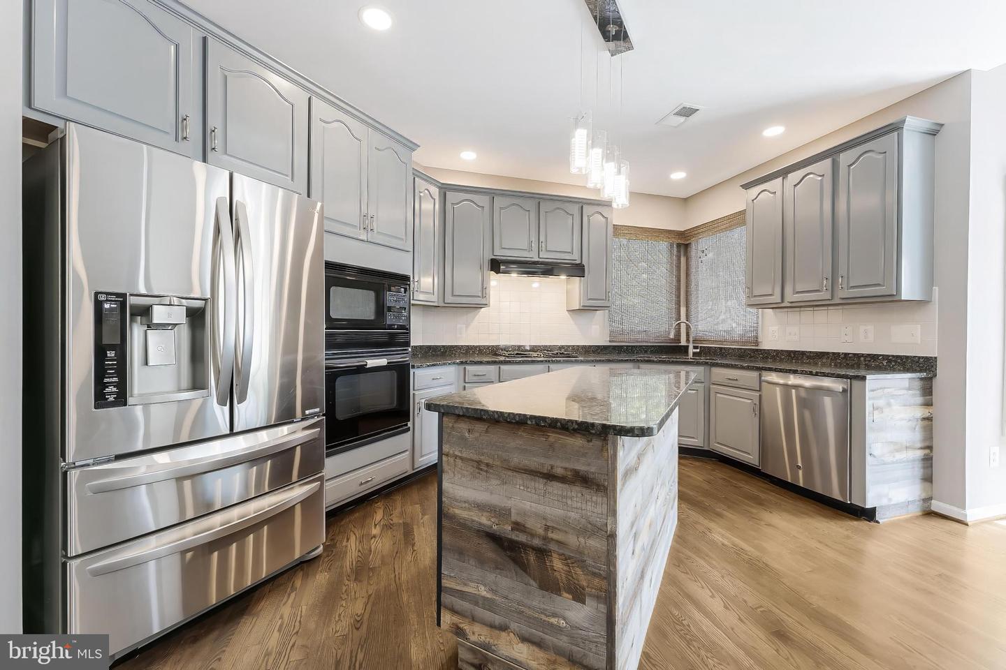 20152 BOXWOOD PL, ASHBURN, Virginia 20147, 4 Bedrooms Bedrooms, ,3 BathroomsBathrooms,Residential,For sale,20152 BOXWOOD PL,VALO2101372 MLS # VALO2101372