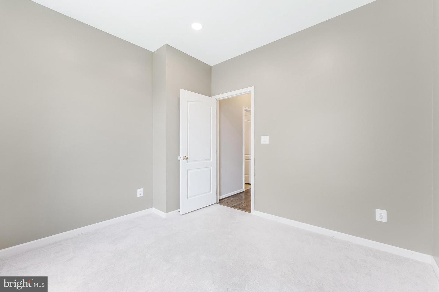 20152 BOXWOOD PL, ASHBURN, Virginia 20147, 4 Bedrooms Bedrooms, ,3 BathroomsBathrooms,Residential,For sale,20152 BOXWOOD PL,VALO2101372 MLS # VALO2101372