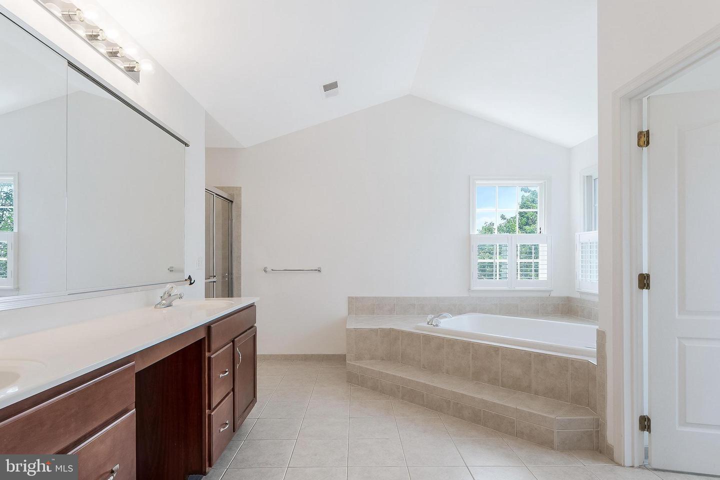 20152 BOXWOOD PL, ASHBURN, Virginia 20147, 4 Bedrooms Bedrooms, ,3 BathroomsBathrooms,Residential,For sale,20152 BOXWOOD PL,VALO2101372 MLS # VALO2101372