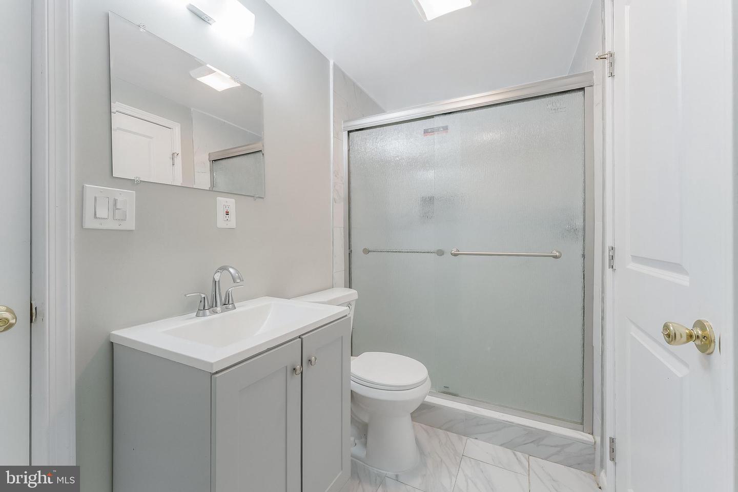20152 BOXWOOD PL, ASHBURN, Virginia 20147, 4 Bedrooms Bedrooms, ,3 BathroomsBathrooms,Residential,For sale,20152 BOXWOOD PL,VALO2101372 MLS # VALO2101372