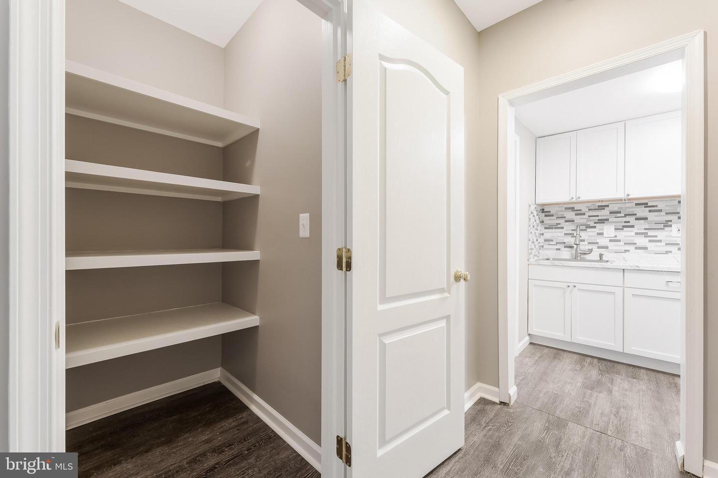 20152 BOXWOOD PL, ASHBURN, Virginia 20147, 4 Bedrooms Bedrooms, ,3 BathroomsBathrooms,Residential,For sale,20152 BOXWOOD PL,VALO2101372 MLS # VALO2101372