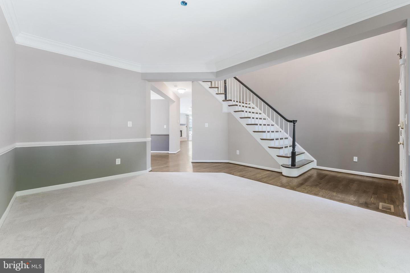 20152 BOXWOOD PL, ASHBURN, Virginia 20147, 4 Bedrooms Bedrooms, ,3 BathroomsBathrooms,Residential,For sale,20152 BOXWOOD PL,VALO2101372 MLS # VALO2101372