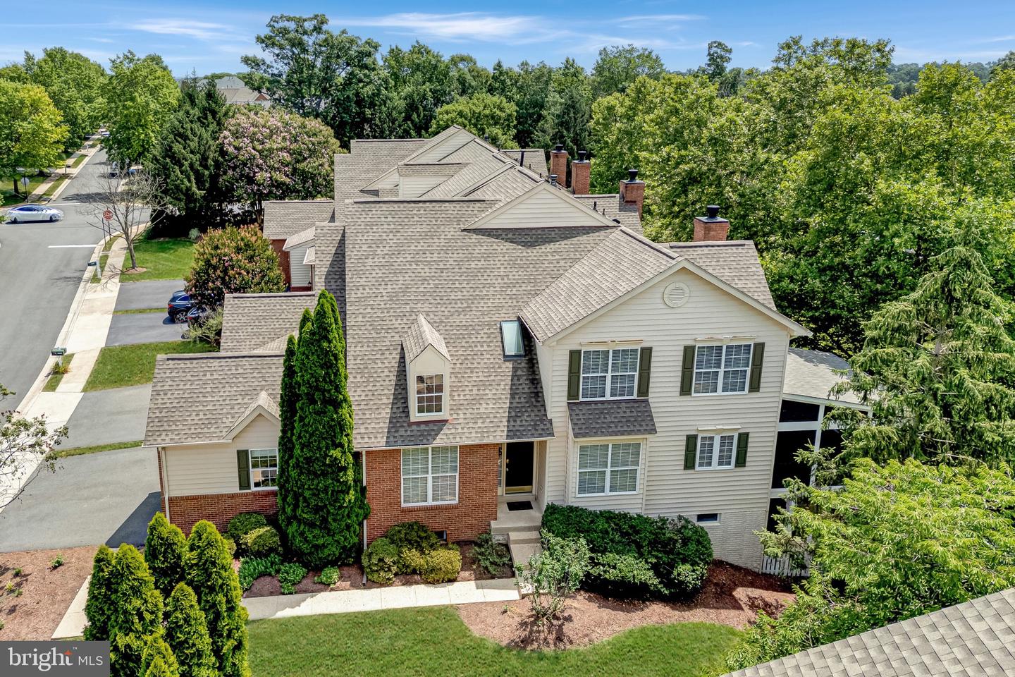 43613 RYDER CUP SQ, ASHBURN, Virginia 20147, 3 Bedrooms Bedrooms, ,3 BathroomsBathrooms,Residential,For sale,43613 RYDER CUP SQ,VALO2101384 MLS # VALO2101384
