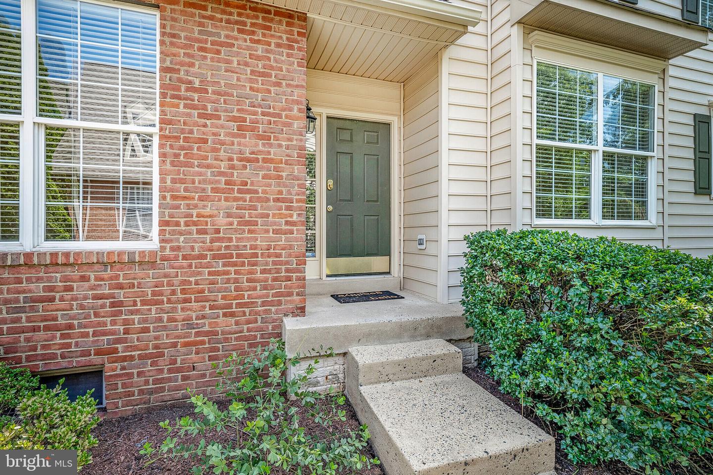 43613 RYDER CUP SQ, ASHBURN, Virginia 20147, 3 Bedrooms Bedrooms, ,3 BathroomsBathrooms,Residential,For sale,43613 RYDER CUP SQ,VALO2101384 MLS # VALO2101384