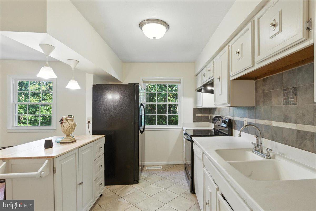 14436 FILARETE ST, WOODBRIDGE, Virginia 22193, 3 Bedrooms Bedrooms, ,1 BathroomBathrooms,Residential,For sale,14436 FILARETE ST,VAPW2098678 MLS # VAPW2098678