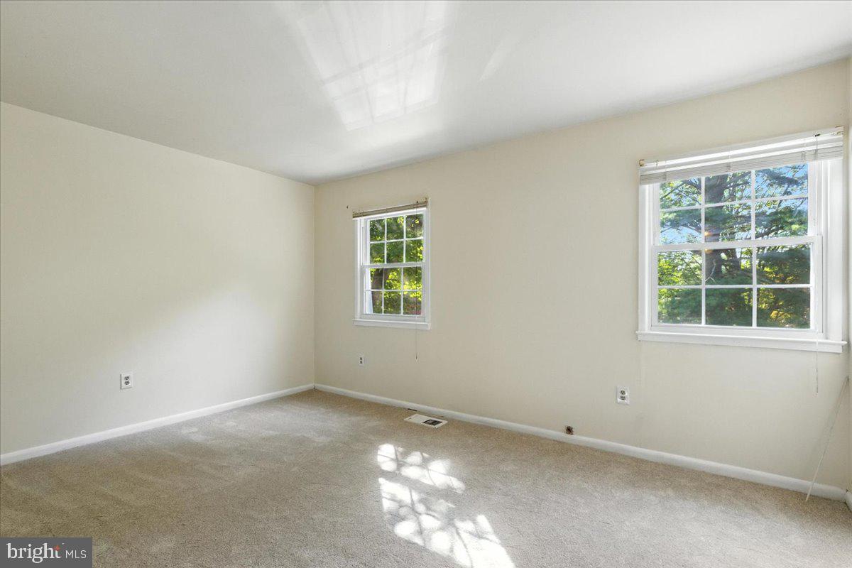 14436 FILARETE ST, WOODBRIDGE, Virginia 22193, 3 Bedrooms Bedrooms, ,1 BathroomBathrooms,Residential,For sale,14436 FILARETE ST,VAPW2098678 MLS # VAPW2098678