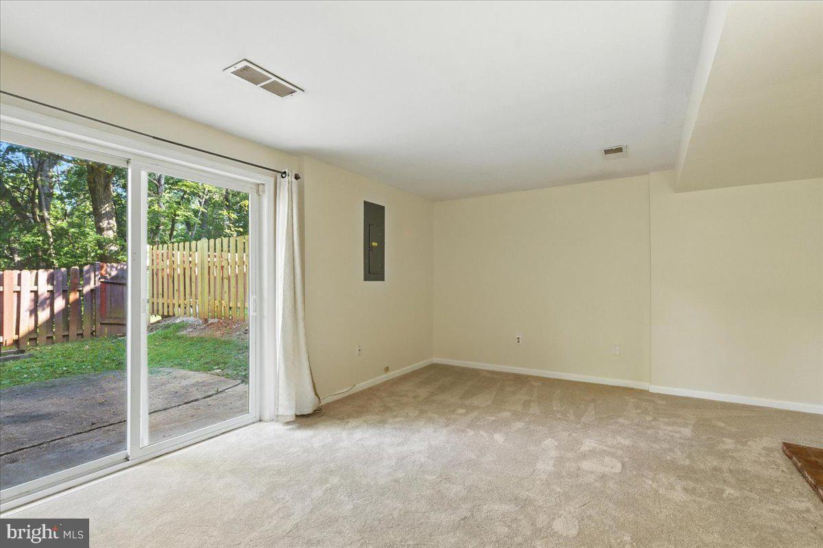 14436 FILARETE ST, WOODBRIDGE, Virginia 22193, 3 Bedrooms Bedrooms, ,1 BathroomBathrooms,Residential,For sale,14436 FILARETE ST,VAPW2098678 MLS # VAPW2098678