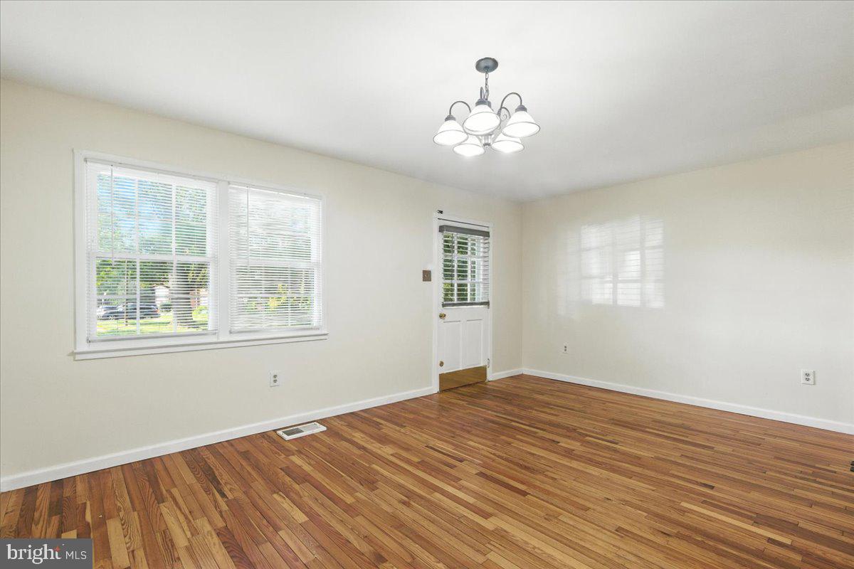 14436 FILARETE ST, WOODBRIDGE, Virginia 22193, 3 Bedrooms Bedrooms, ,1 BathroomBathrooms,Residential,For sale,14436 FILARETE ST,VAPW2098678 MLS # VAPW2098678