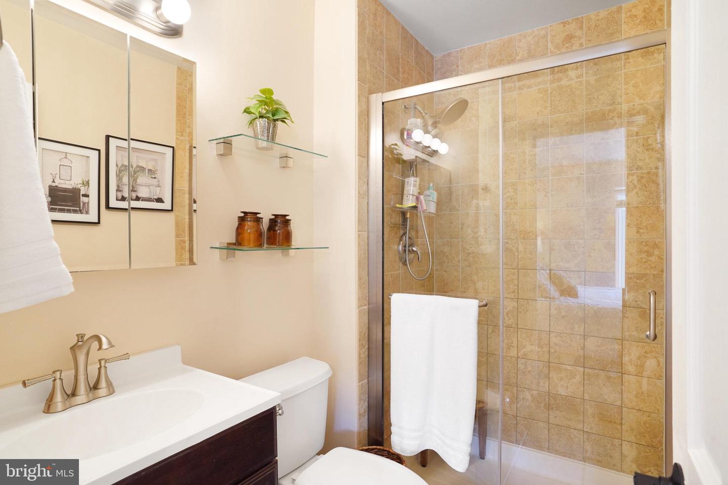 7942 BENTLEY VILLAGE DR #33A, SPRINGFIELD, Virginia 22152, 3 Bedrooms Bedrooms, ,2 BathroomsBathrooms,Residential,For sale,7942 BENTLEY VILLAGE DR #33A,VAFX2253856 MLS # VAFX2253856