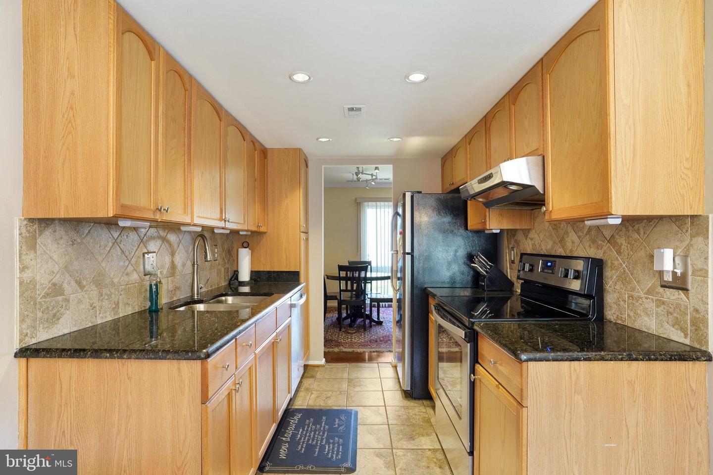 7942 BENTLEY VILLAGE DR #33A, SPRINGFIELD, Virginia 22152, 3 Bedrooms Bedrooms, ,2 BathroomsBathrooms,Residential,For sale,7942 BENTLEY VILLAGE DR #33A,VAFX2253856 MLS # VAFX2253856