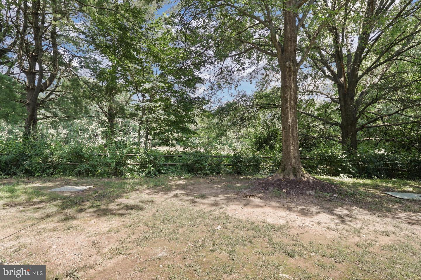 12101 GREEN LEDGE CT #33, FAIRFAX, Virginia 22033, 2 Bedrooms Bedrooms, ,2 BathroomsBathrooms,Residential,For sale,12101 GREEN LEDGE CT #33,VAFX2253866 MLS # VAFX2253866