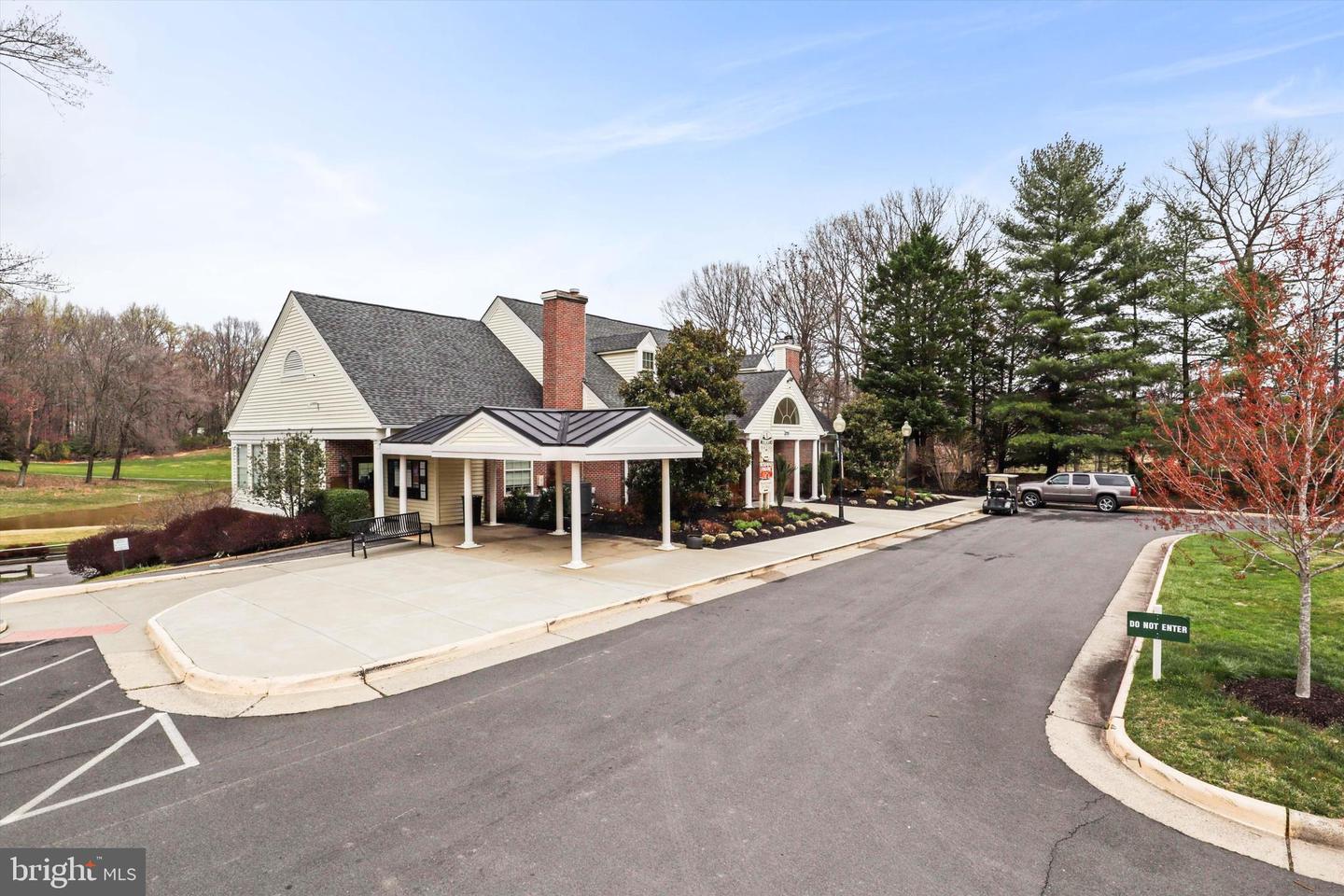 12101 GREEN LEDGE CT #33, FAIRFAX, Virginia 22033, 2 Bedrooms Bedrooms, ,2 BathroomsBathrooms,Residential,For sale,12101 GREEN LEDGE CT #33,VAFX2253866 MLS # VAFX2253866