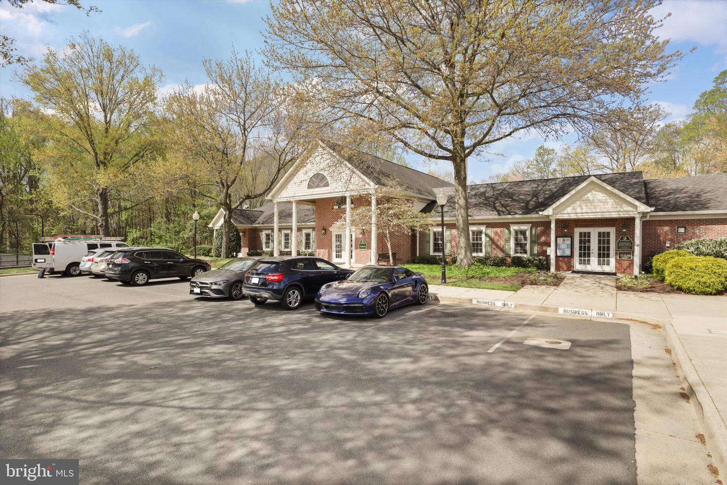 12101 GREEN LEDGE CT #33, FAIRFAX, Virginia 22033, 2 Bedrooms Bedrooms, ,2 BathroomsBathrooms,Residential,For sale,12101 GREEN LEDGE CT #33,VAFX2253866 MLS # VAFX2253866