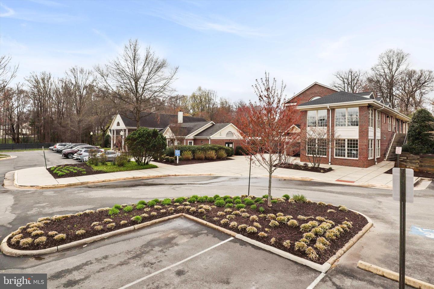12101 GREEN LEDGE CT #33, FAIRFAX, Virginia 22033, 2 Bedrooms Bedrooms, ,2 BathroomsBathrooms,Residential,For sale,12101 GREEN LEDGE CT #33,VAFX2253866 MLS # VAFX2253866