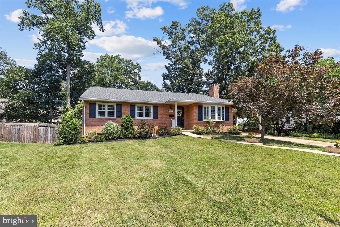 2533 REMINGTON ST, FALLS CHURCH, Virginia 22046, 4 Bedrooms Bedrooms, ,3 BathroomsBathrooms,Residential,For sale,2533 REMINGTON ST,VAFX2253716 MLS # VAFX2253716