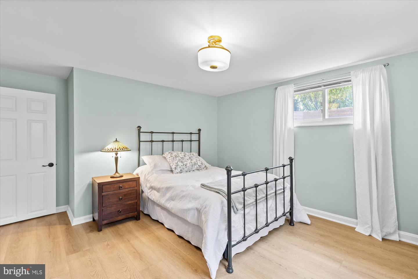 2533 REMINGTON ST, FALLS CHURCH, Virginia 22046, 4 Bedrooms Bedrooms, ,3 BathroomsBathrooms,Residential,For sale,2533 REMINGTON ST,VAFX2253716 MLS # VAFX2253716