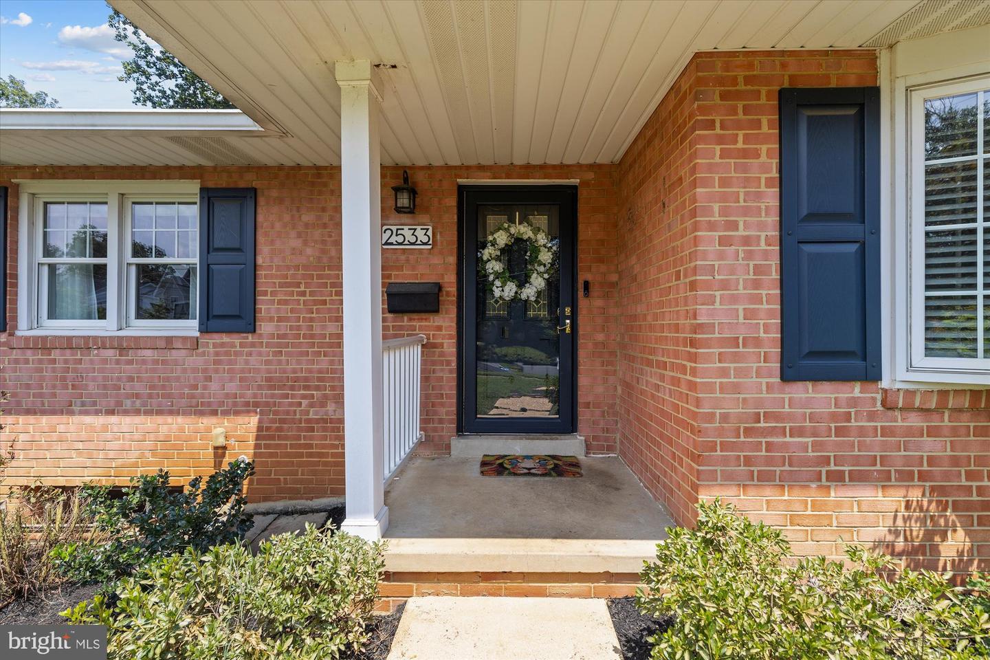 2533 REMINGTON ST, FALLS CHURCH, Virginia 22046, 4 Bedrooms Bedrooms, ,3 BathroomsBathrooms,Residential,For sale,2533 REMINGTON ST,VAFX2253716 MLS # VAFX2253716