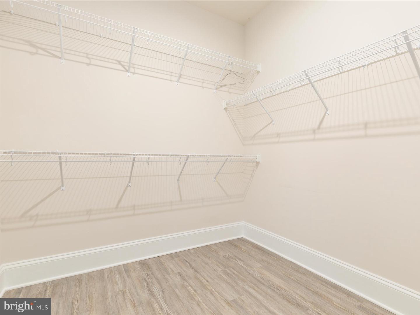 6757 JOHN MALLARD DR, MANASSAS, Virginia 20112, 5 Bedrooms Bedrooms, 10 Rooms Rooms,4 BathroomsBathrooms,Residential,For sale,6757 JOHN MALLARD DR,VAPW2098662 MLS # VAPW2098662