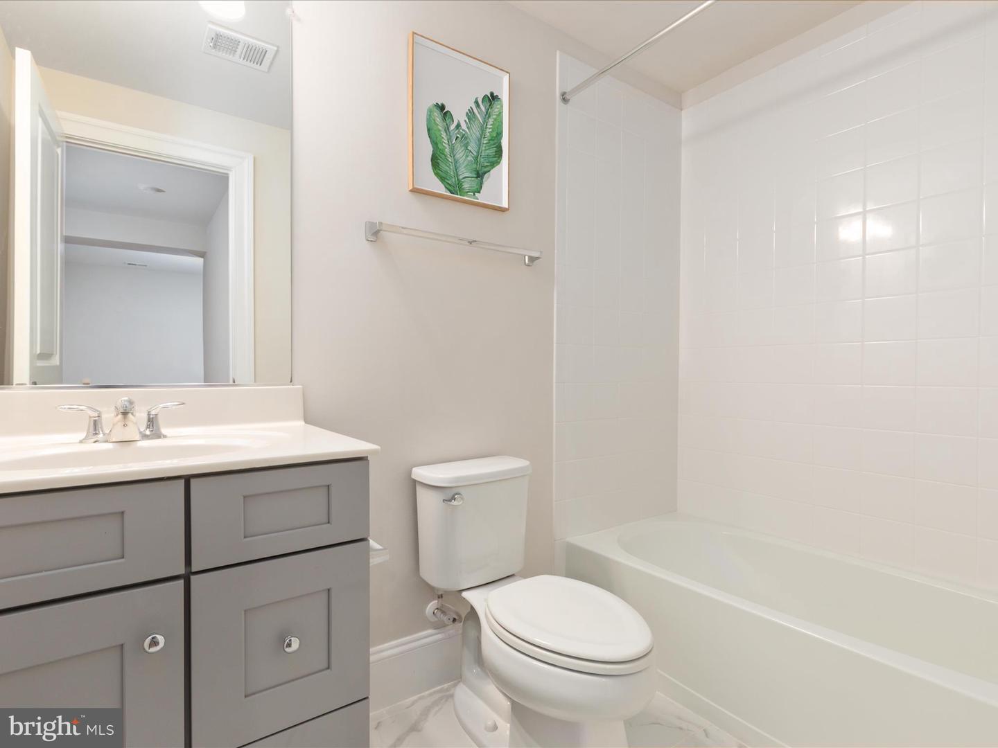 6757 JOHN MALLARD DR, MANASSAS, Virginia 20112, 5 Bedrooms Bedrooms, 10 Rooms Rooms,4 BathroomsBathrooms,Residential,For sale,6757 JOHN MALLARD DR,VAPW2098662 MLS # VAPW2098662