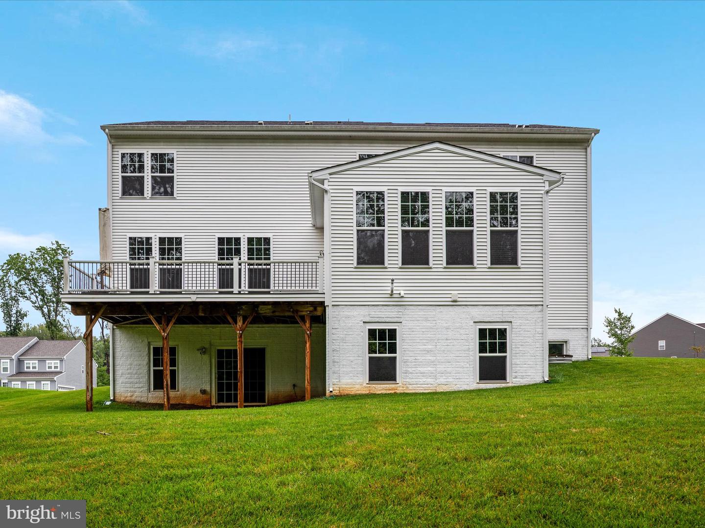 6757 JOHN MALLARD DR, MANASSAS, Virginia 20112, 5 Bedrooms Bedrooms, 10 Rooms Rooms,4 BathroomsBathrooms,Residential,For sale,6757 JOHN MALLARD DR,VAPW2098662 MLS # VAPW2098662