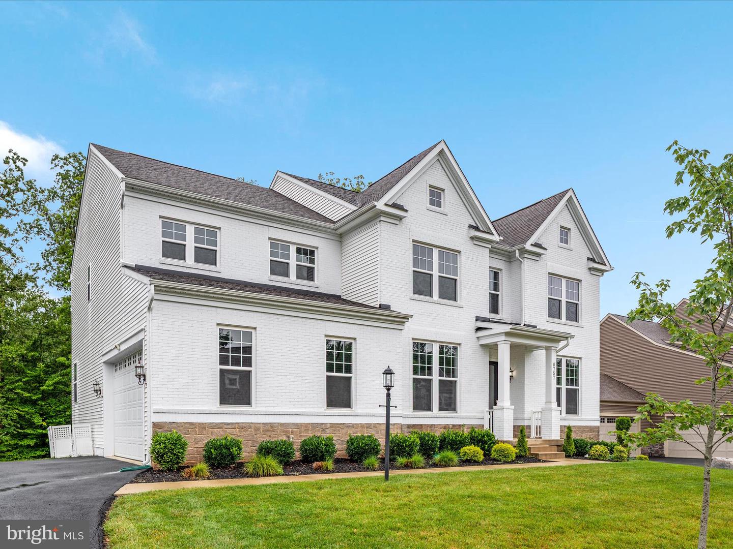 6757 JOHN MALLARD DR, MANASSAS, Virginia 20112, 5 Bedrooms Bedrooms, 10 Rooms Rooms,4 BathroomsBathrooms,Residential,For sale,6757 JOHN MALLARD DR,VAPW2098662 MLS # VAPW2098662