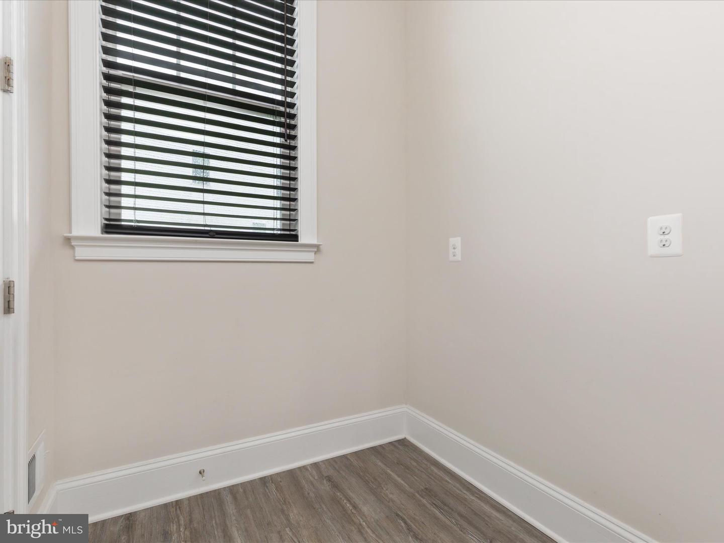 6757 JOHN MALLARD DR, MANASSAS, Virginia 20112, 5 Bedrooms Bedrooms, 10 Rooms Rooms,4 BathroomsBathrooms,Residential,For sale,6757 JOHN MALLARD DR,VAPW2098662 MLS # VAPW2098662