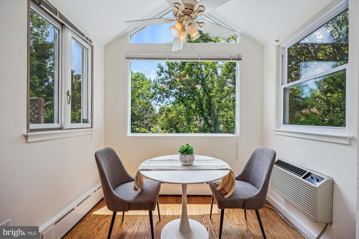 4412 LOWELL ST NW, WASHINGTON, District Of Columbia 20016, 4 Bedrooms Bedrooms, ,3 BathroomsBathrooms,Residential,For sale,4412 LOWELL ST NW,DCDC2209330 MLS # DCDC2209330