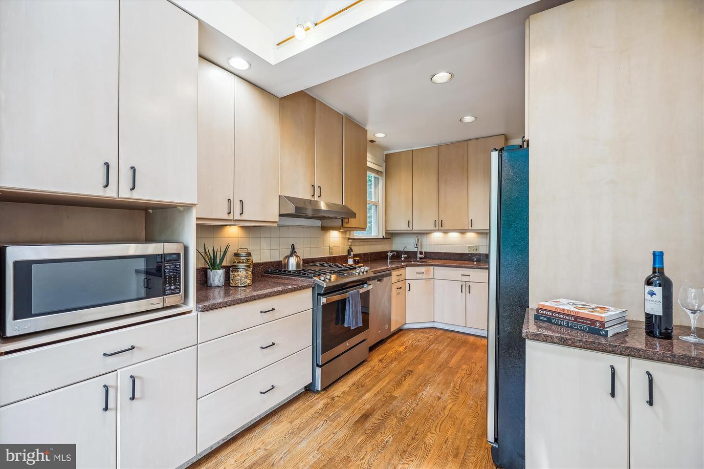 4412 LOWELL ST NW, WASHINGTON, District Of Columbia 20016, 4 Bedrooms Bedrooms, ,3 BathroomsBathrooms,Residential,For sale,4412 LOWELL ST NW,DCDC2209330 MLS # DCDC2209330