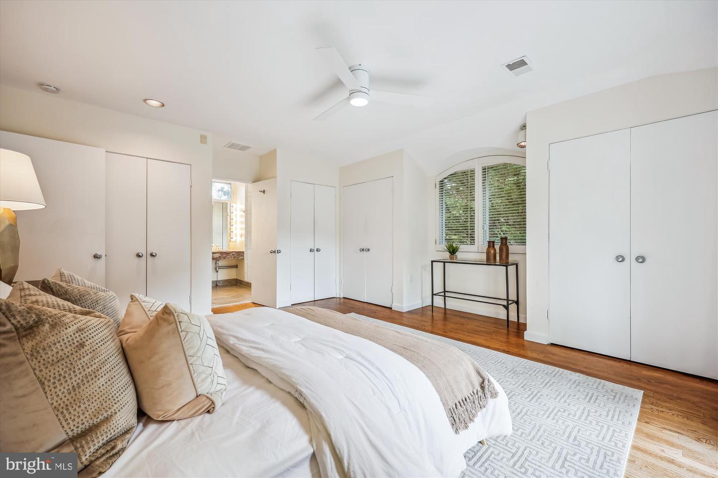 4412 LOWELL ST NW, WASHINGTON, District Of Columbia 20016, 4 Bedrooms Bedrooms, ,3 BathroomsBathrooms,Residential,For sale,4412 LOWELL ST NW,DCDC2209330 MLS # DCDC2209330