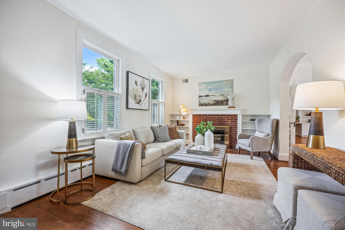 4412 LOWELL ST NW, WASHINGTON, District Of Columbia 20016, 4 Bedrooms Bedrooms, ,3 BathroomsBathrooms,Residential,For sale,4412 LOWELL ST NW,DCDC2209330 MLS # DCDC2209330