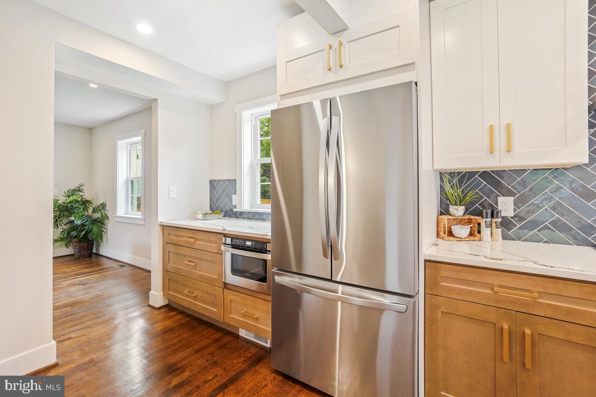 3914 20TH ST NE, WASHINGTON, District Of Columbia 20018, 5 Bedrooms Bedrooms, ,4 BathroomsBathrooms,Residential,For sale,3914 20TH ST NE,DCDC2209224 MLS # DCDC2209224
