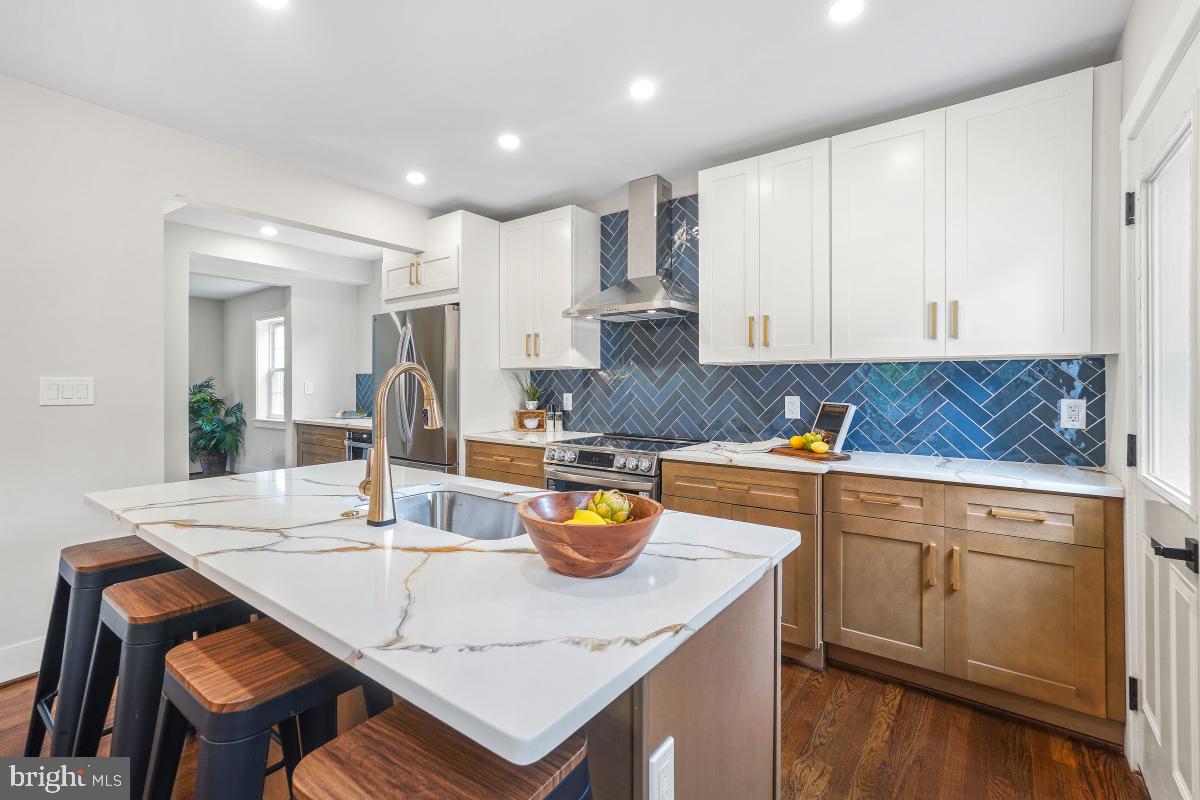 3914 20TH ST NE, WASHINGTON, District Of Columbia 20018, 5 Bedrooms Bedrooms, ,4 BathroomsBathrooms,Residential,For sale,3914 20TH ST NE,DCDC2209224 MLS # DCDC2209224