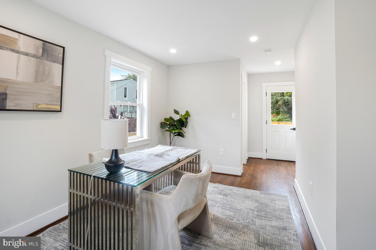 3914 20TH ST NE, WASHINGTON, District Of Columbia 20018, 5 Bedrooms Bedrooms, ,4 BathroomsBathrooms,Residential,For sale,3914 20TH ST NE,DCDC2209224 MLS # DCDC2209224