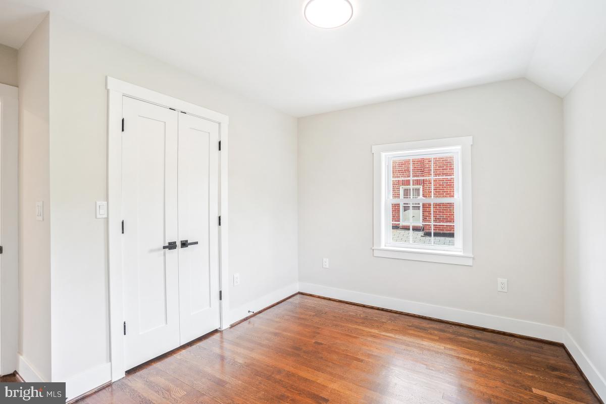 3914 20TH ST NE, WASHINGTON, District Of Columbia 20018, 5 Bedrooms Bedrooms, ,4 BathroomsBathrooms,Residential,For sale,3914 20TH ST NE,DCDC2209224 MLS # DCDC2209224
