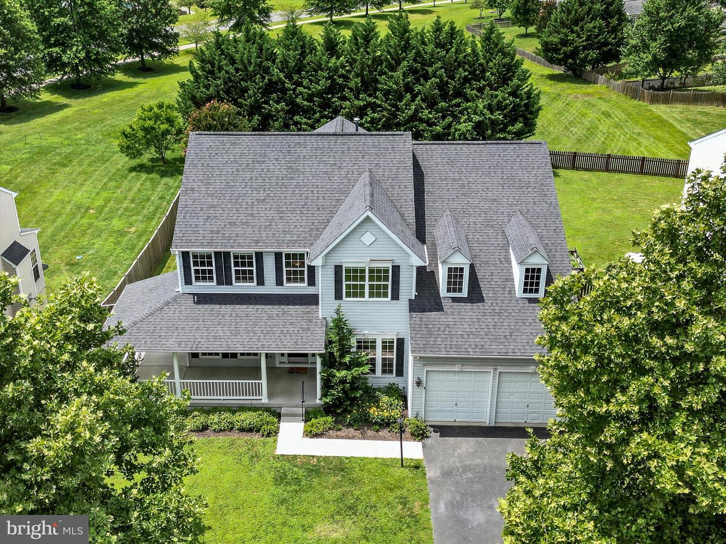 717 WOODEN BRIDGE DR, PURCELLVILLE, Virginia 20132, 4 Bedrooms Bedrooms, ,4 BathroomsBathrooms,Residential,For sale,717 WOODEN BRIDGE DR,VALO2101374 MLS # VALO2101374