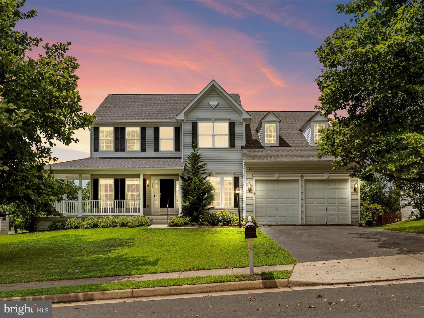 717 WOODEN BRIDGE DR, PURCELLVILLE, Virginia 20132, 4 Bedrooms Bedrooms, ,4 BathroomsBathrooms,Residential,For sale,717 WOODEN BRIDGE DR,VALO2101374 MLS # VALO2101374