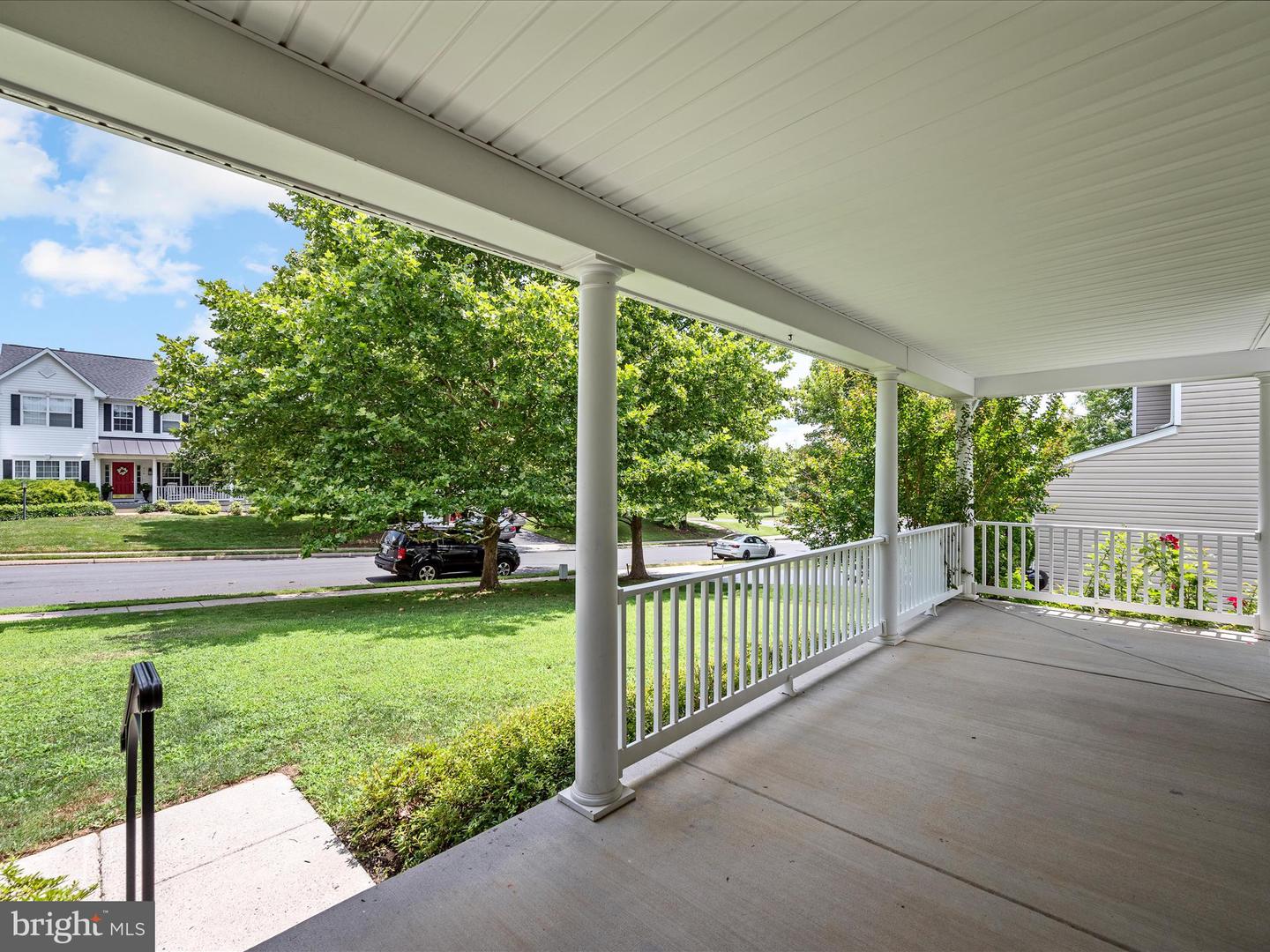 717 WOODEN BRIDGE DR, PURCELLVILLE, Virginia 20132, 4 Bedrooms Bedrooms, ,4 BathroomsBathrooms,Residential,For sale,717 WOODEN BRIDGE DR,VALO2101374 MLS # VALO2101374