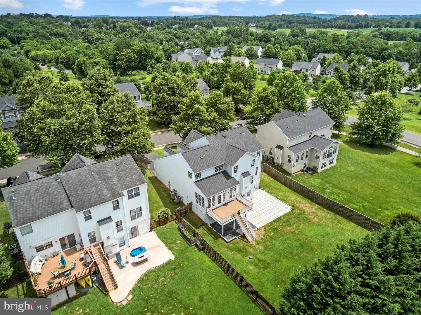 717 WOODEN BRIDGE DR, PURCELLVILLE, Virginia 20132, 4 Bedrooms Bedrooms, ,4 BathroomsBathrooms,Residential,For sale,717 WOODEN BRIDGE DR,VALO2101374 MLS # VALO2101374