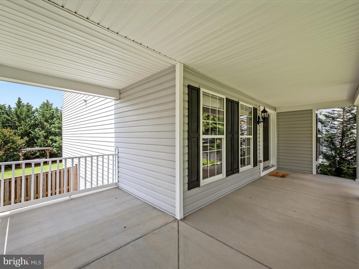 717 WOODEN BRIDGE DR, PURCELLVILLE, Virginia 20132, 4 Bedrooms Bedrooms, ,4 BathroomsBathrooms,Residential,For sale,717 WOODEN BRIDGE DR,VALO2101374 MLS # VALO2101374