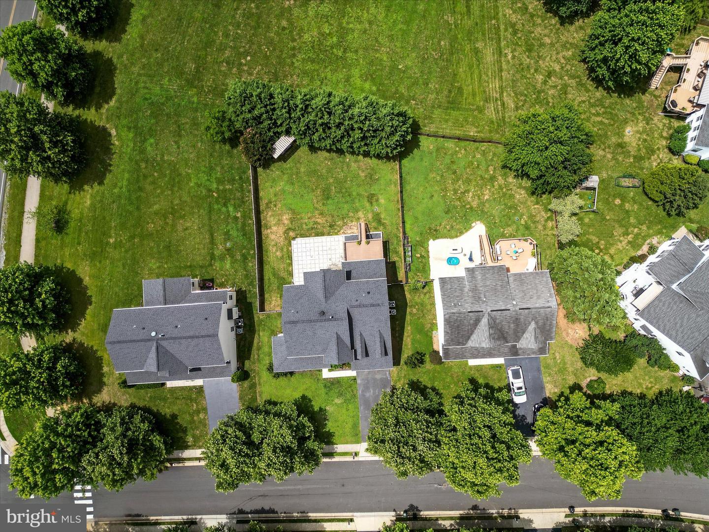 717 WOODEN BRIDGE DR, PURCELLVILLE, Virginia 20132, 4 Bedrooms Bedrooms, ,4 BathroomsBathrooms,Residential,For sale,717 WOODEN BRIDGE DR,VALO2101374 MLS # VALO2101374