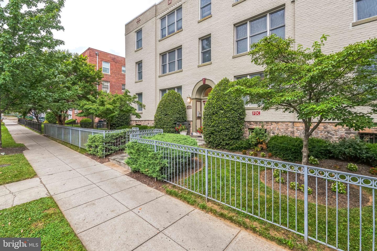 5040 1ST ST NW #301, WASHINGTON, District Of Columbia 20011, 2 Bedrooms Bedrooms, ,2 BathroomsBathrooms,Residential,For sale,5040 1ST ST NW #301,DCDC2209266 MLS # DCDC2209266 5040 1ST ST NW #301, WASHINGTON, District Of Columbia 20011, 2 Bedrooms Bedrooms, ,2 BathroomsBathrooms,Residential,For sale,5040 1ST ST NW #301,DCDC2209266 MLS # DCDC2209266
