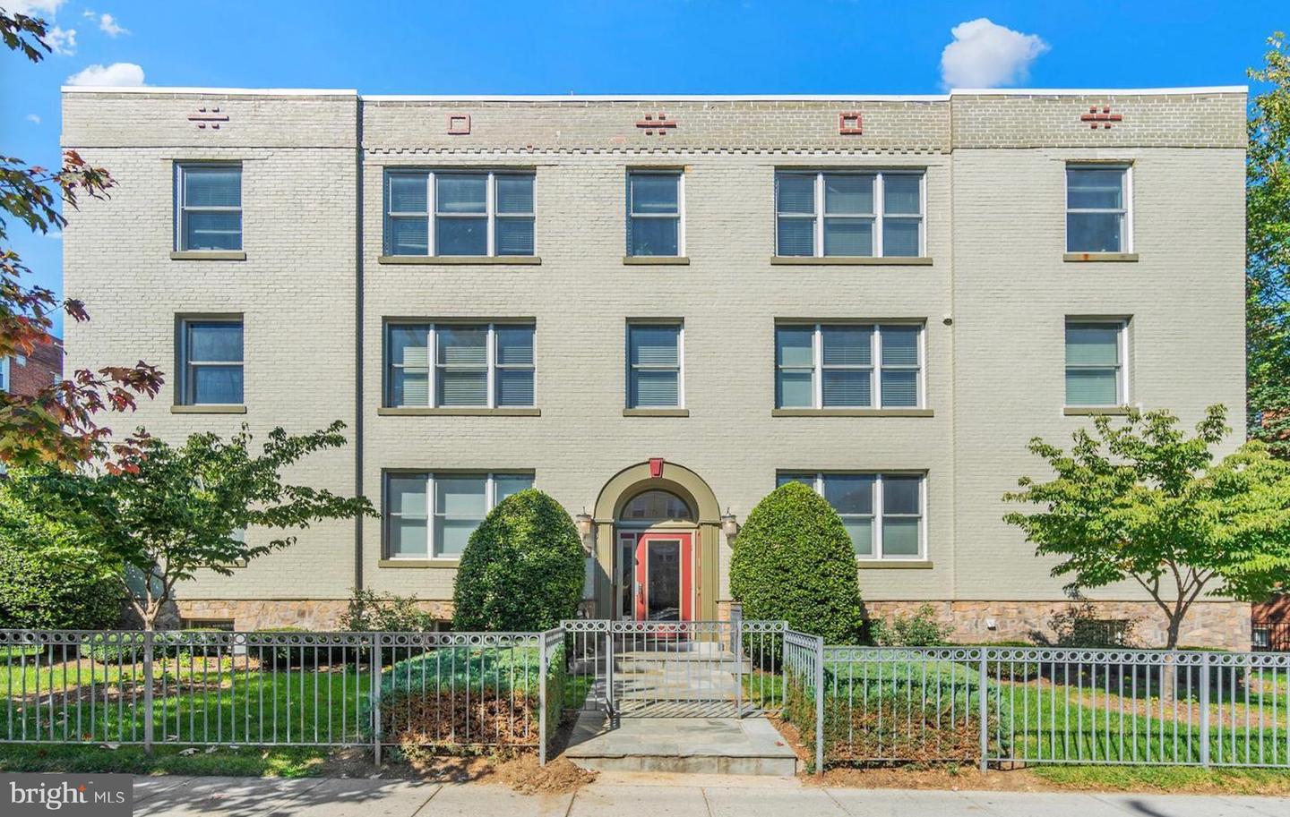 5040 1ST ST NW #301, WASHINGTON, District Of Columbia 20011, 2 Bedrooms Bedrooms, ,2 BathroomsBathrooms,Residential,For sale,5040 1ST ST NW #301,DCDC2209266 MLS # DCDC2209266 5040 1ST ST NW #301, WASHINGTON, District Of Columbia 20011, 2 Bedrooms Bedrooms, ,2 BathroomsBathrooms,Residential,For sale,5040 1ST ST NW #301,DCDC2209266 MLS # DCDC2209266