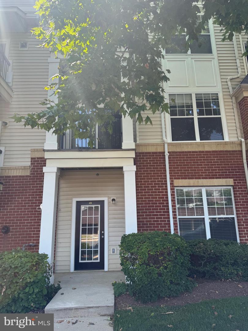 11319 ARISTOTLE DR #3-105, FAIRFAX, Virginia 22030, 2 Bedrooms Bedrooms, ,2 BathroomsBathrooms,Residential,For sale,11319 ARISTOTLE DR #3-105,VAFX2254234 MLS # VAFX2254234