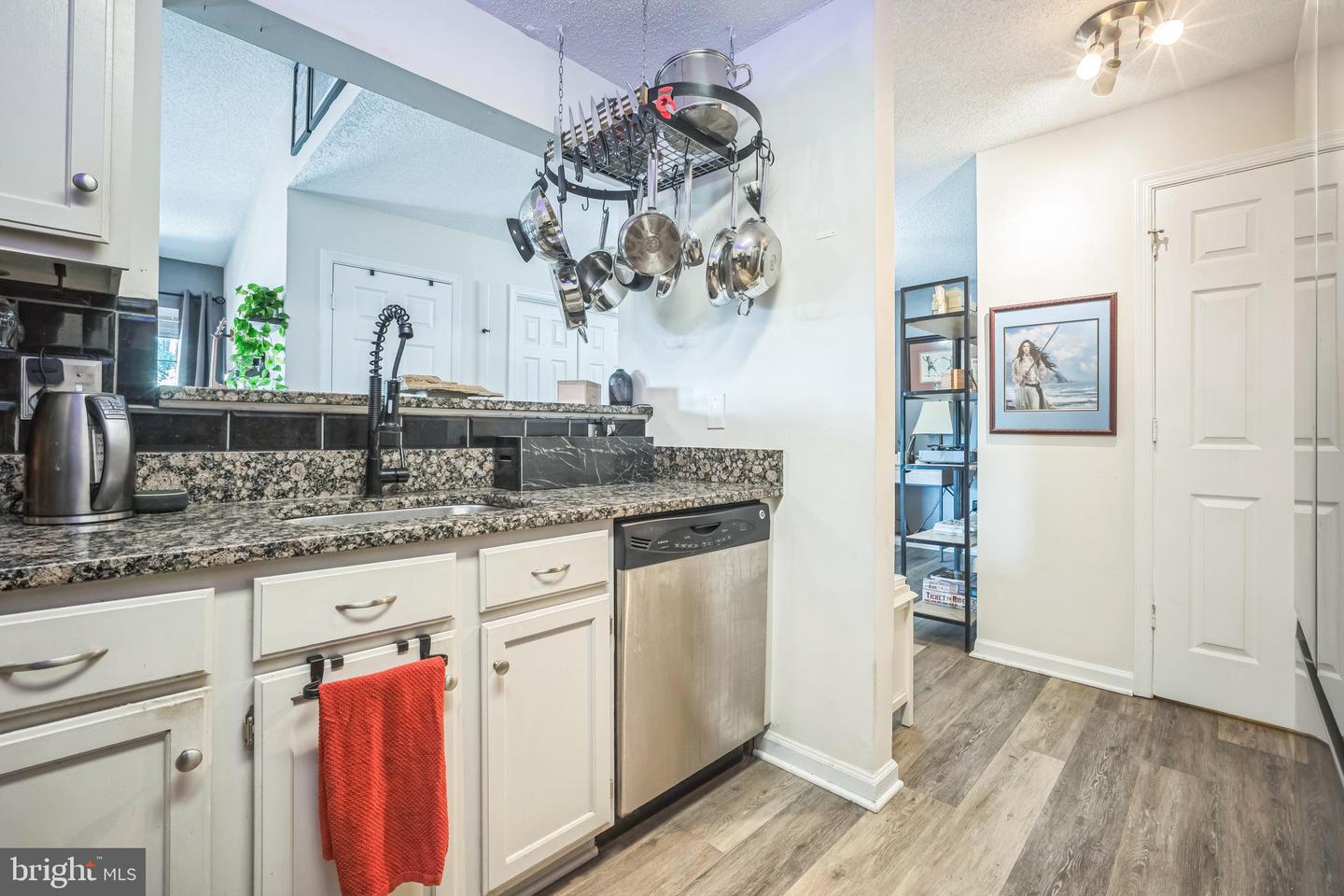 12013 TALIESIN PL #33, RESTON, Virginia 20190, 2 Bedrooms Bedrooms, ,1 BathroomBathrooms,Residential,For sale,12013 TALIESIN PL #33,VAFX2254250 MLS # VAFX2254250