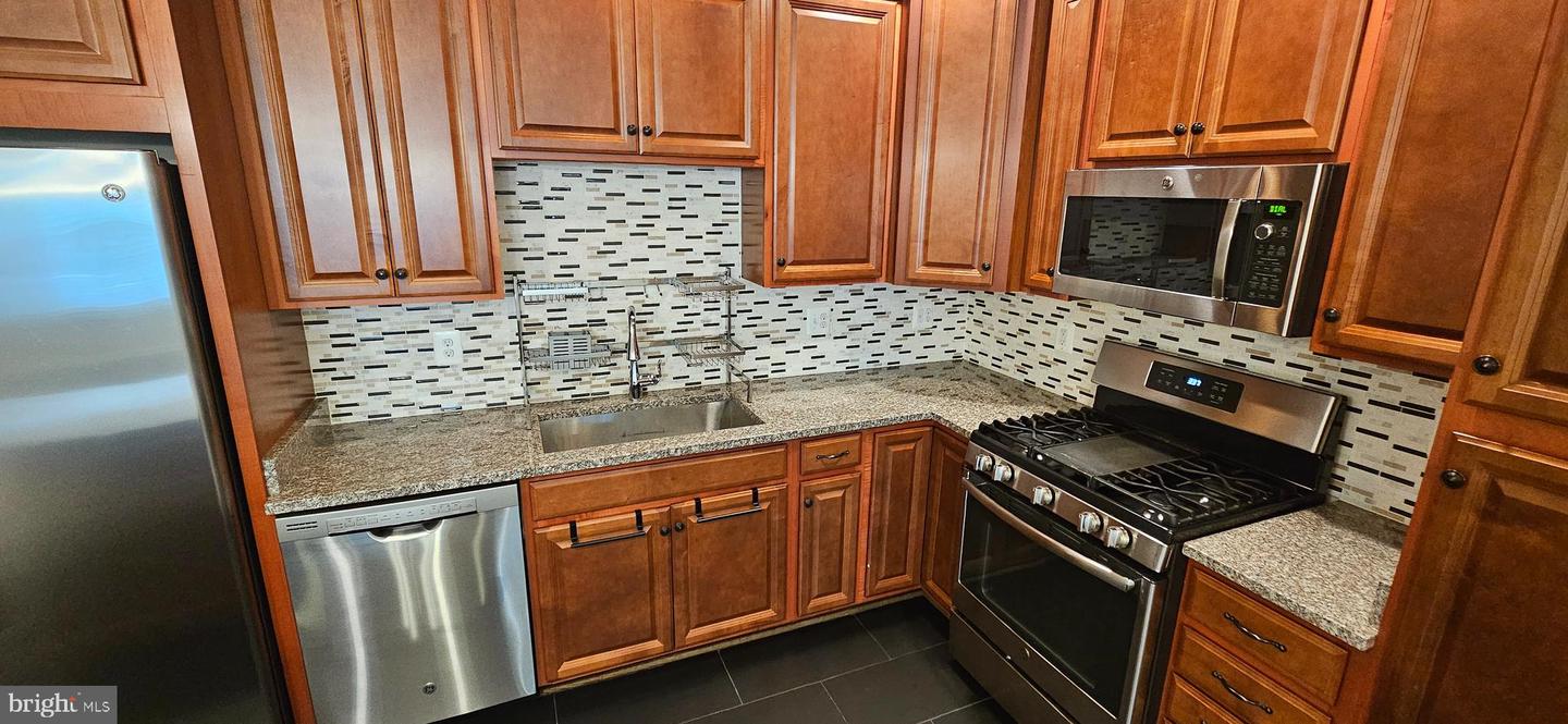 43102 THOROUGHFARE GAP TER, ASHBURN, Virginia 20148, 3 Bedrooms Bedrooms, ,2 BathroomsBathrooms,Residential,For sale,43102 THOROUGHFARE GAP TER,VALO2101488 MLS # VALO2101488