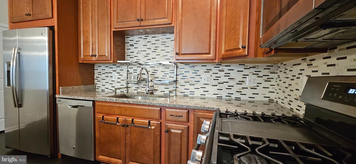 43102 THOROUGHFARE GAP TER, ASHBURN, Virginia 20148, 3 Bedrooms Bedrooms, ,2 BathroomsBathrooms,Residential,For sale,43102 THOROUGHFARE GAP TER,VALO2101488 MLS # VALO2101488