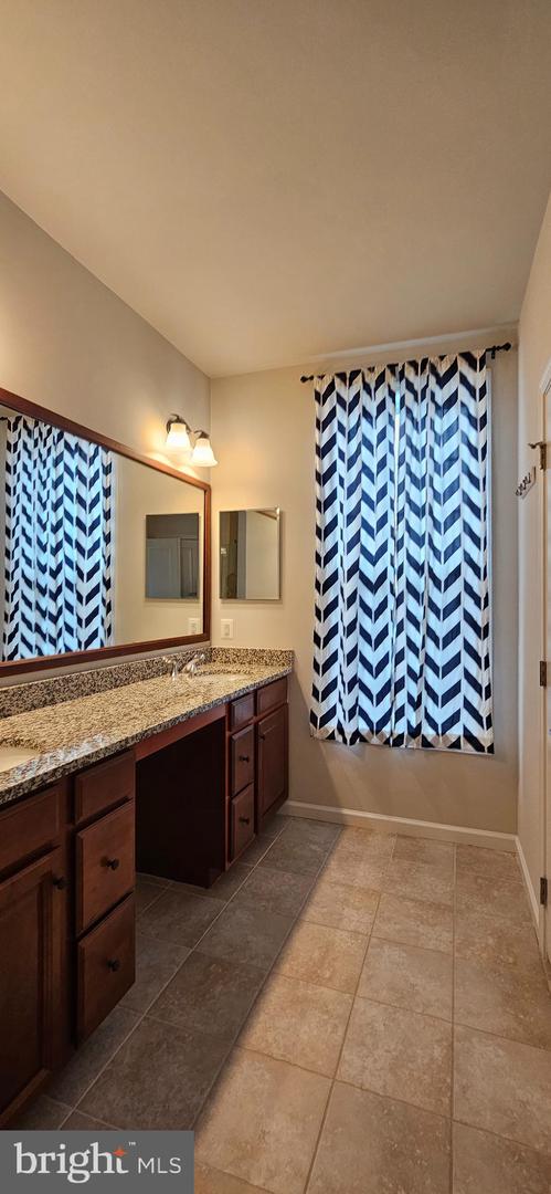 43102 THOROUGHFARE GAP TER, ASHBURN, Virginia 20148, 3 Bedrooms Bedrooms, ,2 BathroomsBathrooms,Residential,For sale,43102 THOROUGHFARE GAP TER,VALO2101488 MLS # VALO2101488